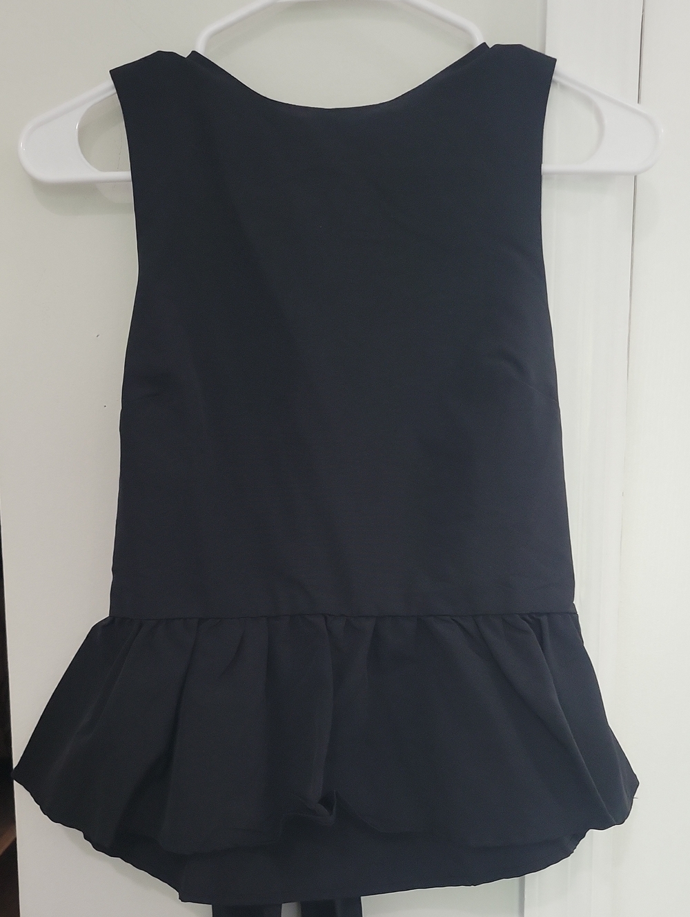 H&M Open Back Black Sleeveless Peplum Top